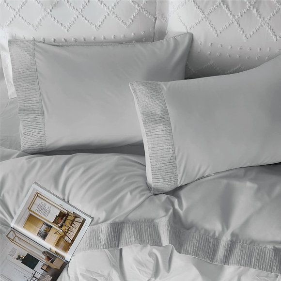 4 PCS Sheets Set  - Soft Bed Sheets , Cooling Microfiber LIGHT GRAY - Picture 2 of 7